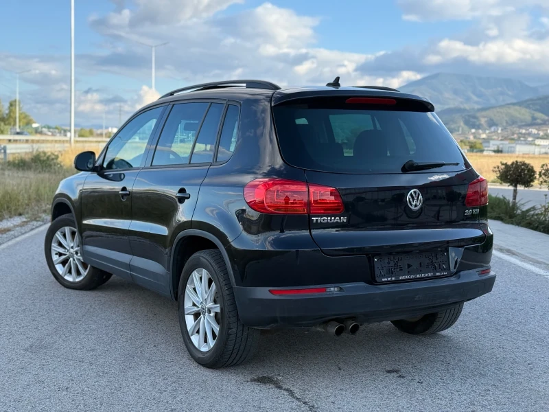 VW Tiguan, снимка 3 - Автомобили и джипове - 52244467