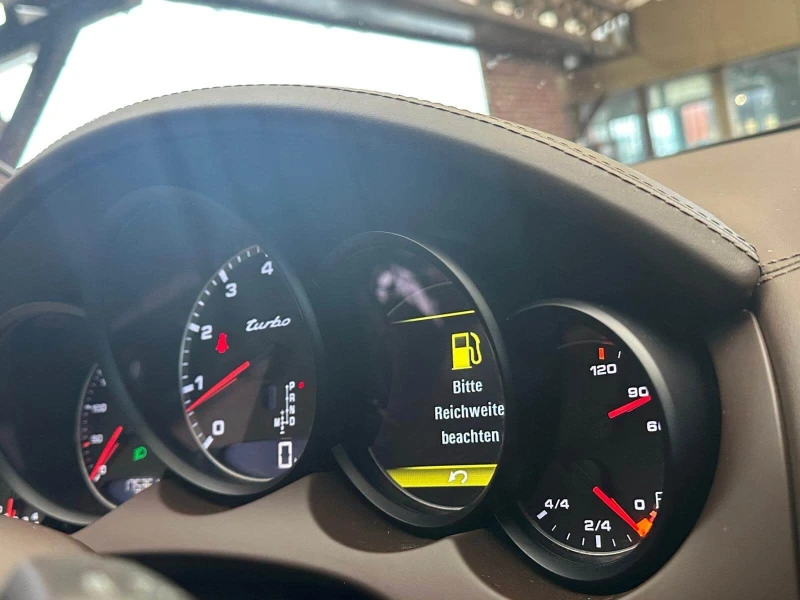 Porsche Cayenne Turbo/PDLS/RSE/Обдухване/BOSE/Sport Chrono/Панорам, снимка 9 - Автомобили и джипове - 52409563