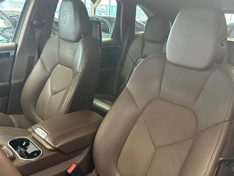 Porsche Cayenne Turbo/PDLS/RSE/Обдухване/BOSE/Sport Chrono/Панорам, снимка 11 - Автомобили и джипове - 52409563