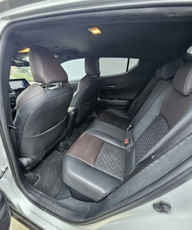 Toyota C-HR 1.8 Hybrid e-CVT, снимка 7 - Автомобили и джипове - 53066826