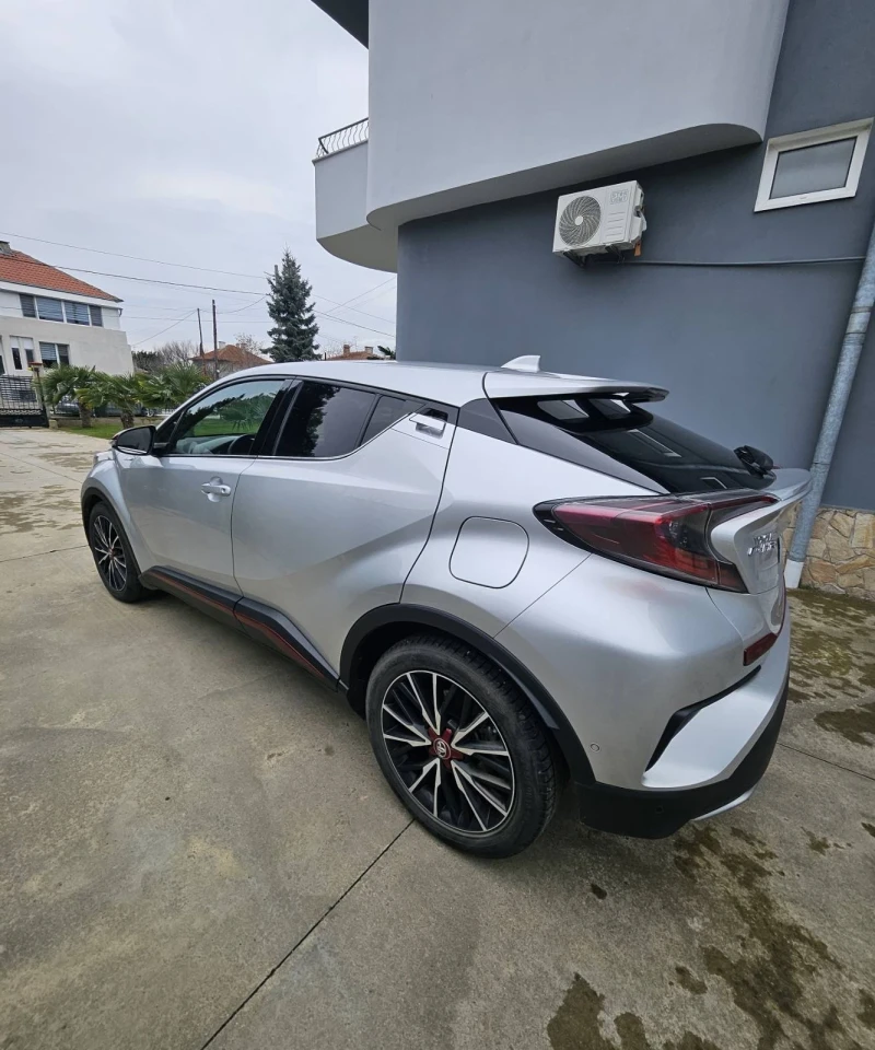 Toyota C-HR 1.8 Hybrid e-CVT, снимка 5 - Автомобили и джипове - 53066826