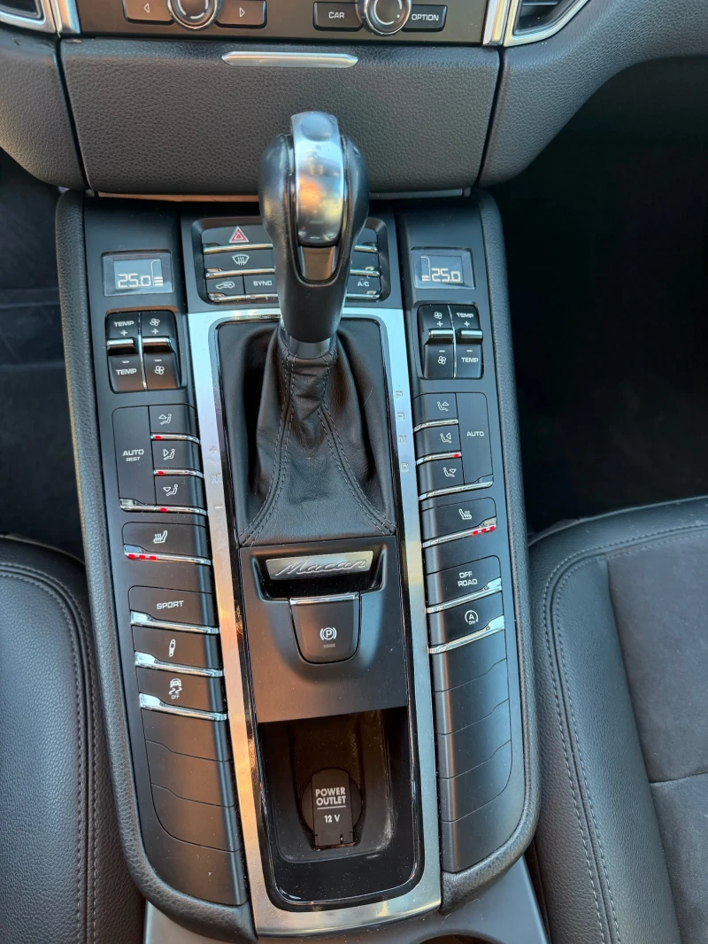 Porsche Macan * DIESEL* TOP* , снимка 11 - Автомобили и джипове - 53075674