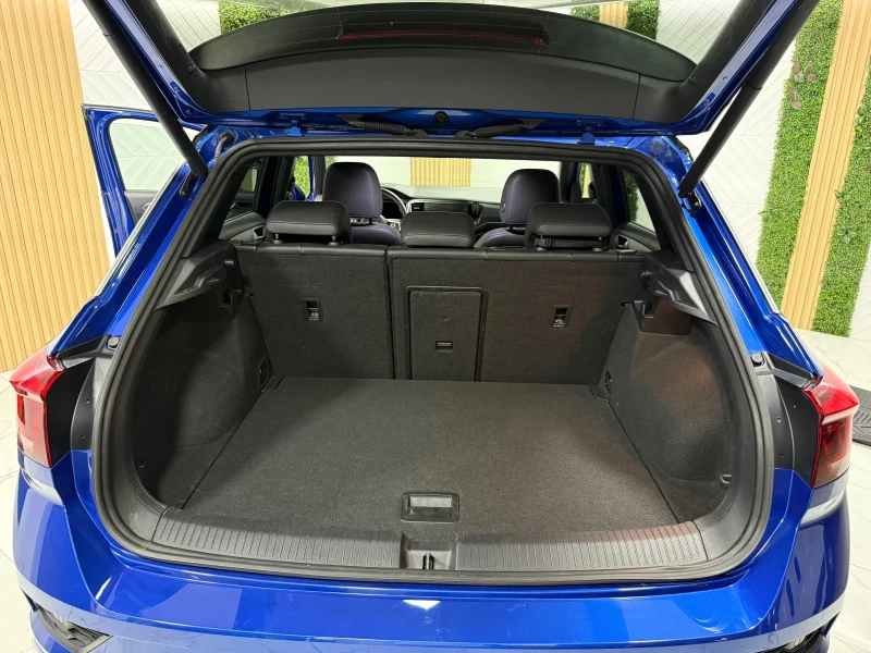 VW T-Roc R line, снимка 16 - Автомобили и джипове - 53138333