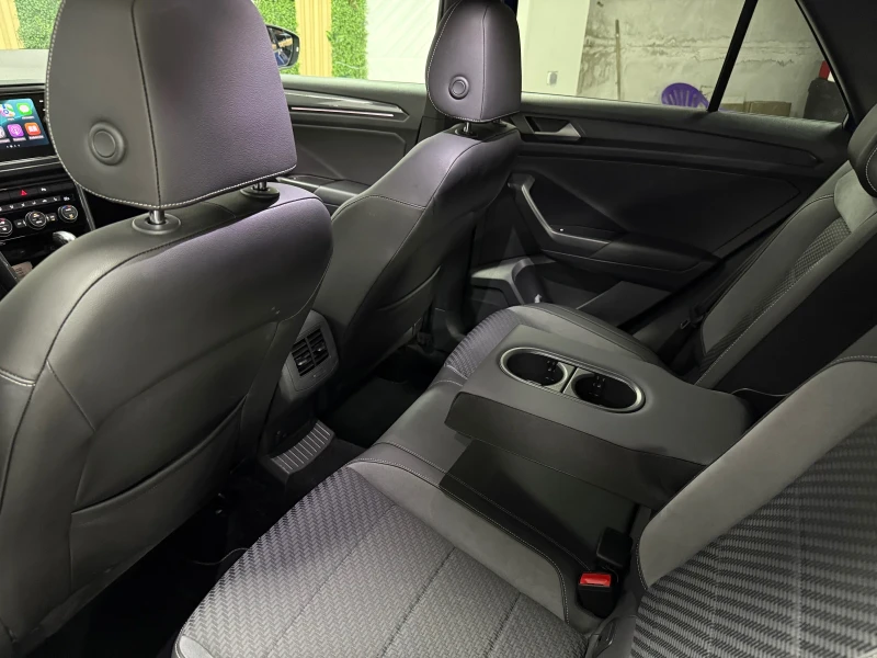 VW T-Roc R line, снимка 13 - Автомобили и джипове - 53138333