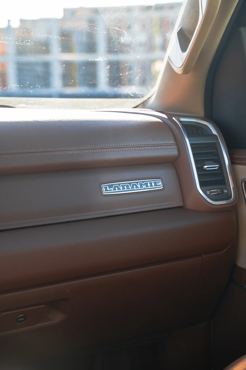 Dodge RAM 1500 5.7 HEMI/Laramie/LPG, снимка 6 - Автомобили и джипове - 53268980