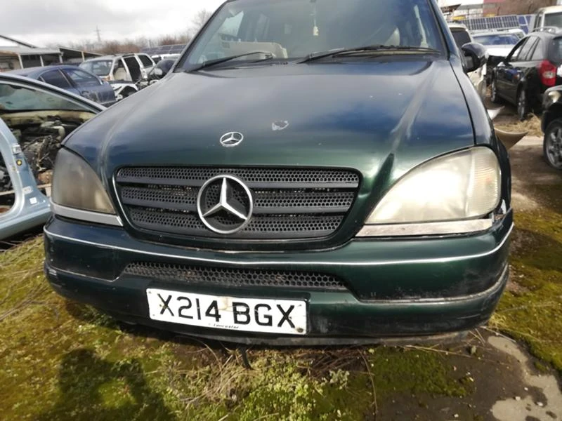 Mercedes-Benz ML 270, снимка 1 - Автомобили и джипове - 47494251