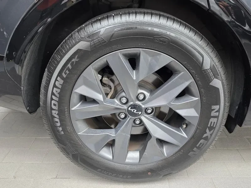 Kia Sportage 2.0 2Wd Noblesse - САМО 30% АВАНС, снимка 5 - Автомобили и джипове - 55787619
