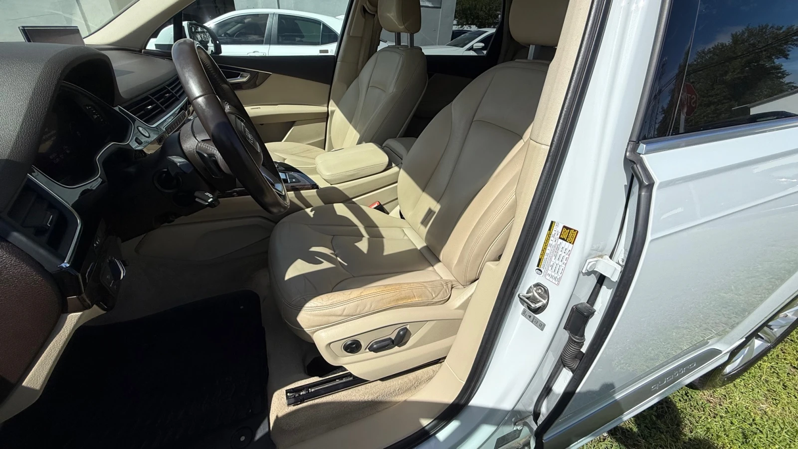 Audi Q7 ПАНО* MATRIX* DIGITAL* KEYLESS* М.ТОЧКА* 7МЕСТА - изображение 10