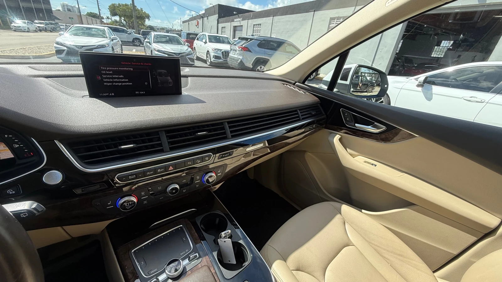 Audi Q7 ПАНО* MATRIX* DIGITAL* KEYLESS* М.ТОЧКА* 7МЕСТА - изображение 8