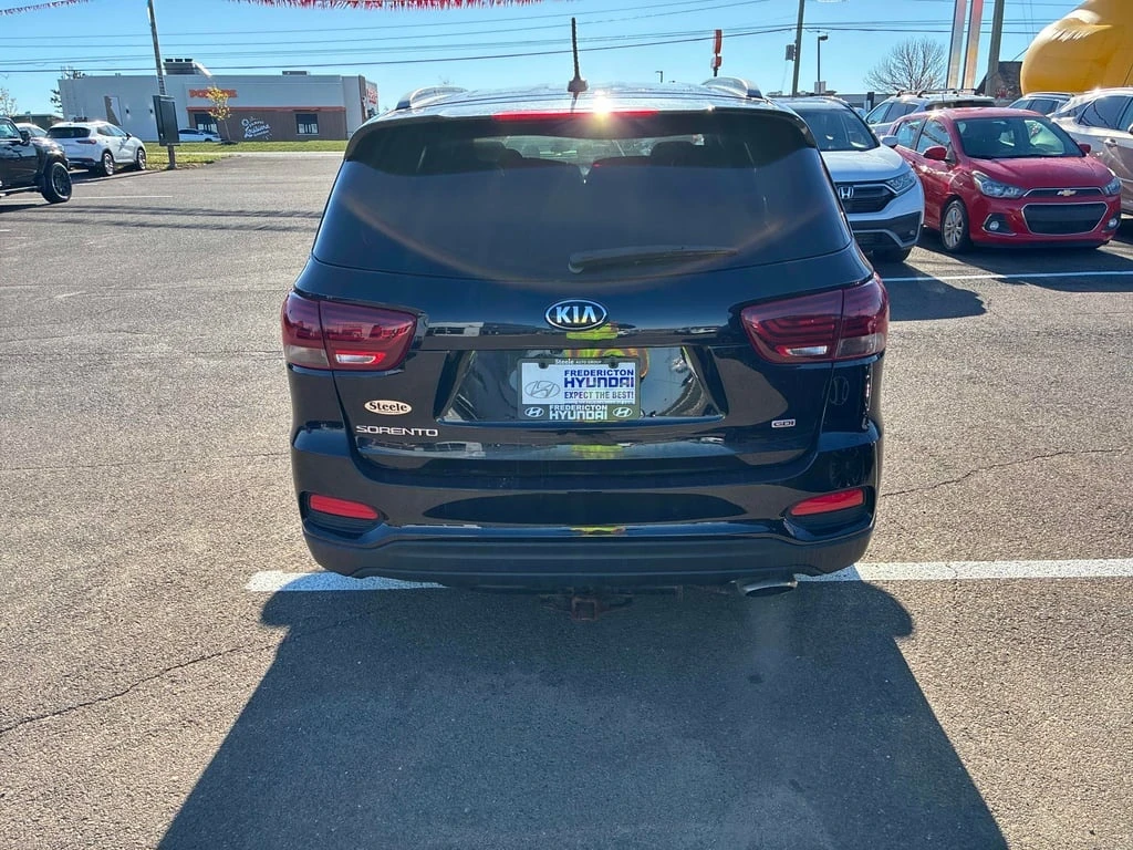 Kia Sorento * LX * CARFAX * БЕЗ ПЪРВОНАЧАЛНА ВНОСКА - изображение 4