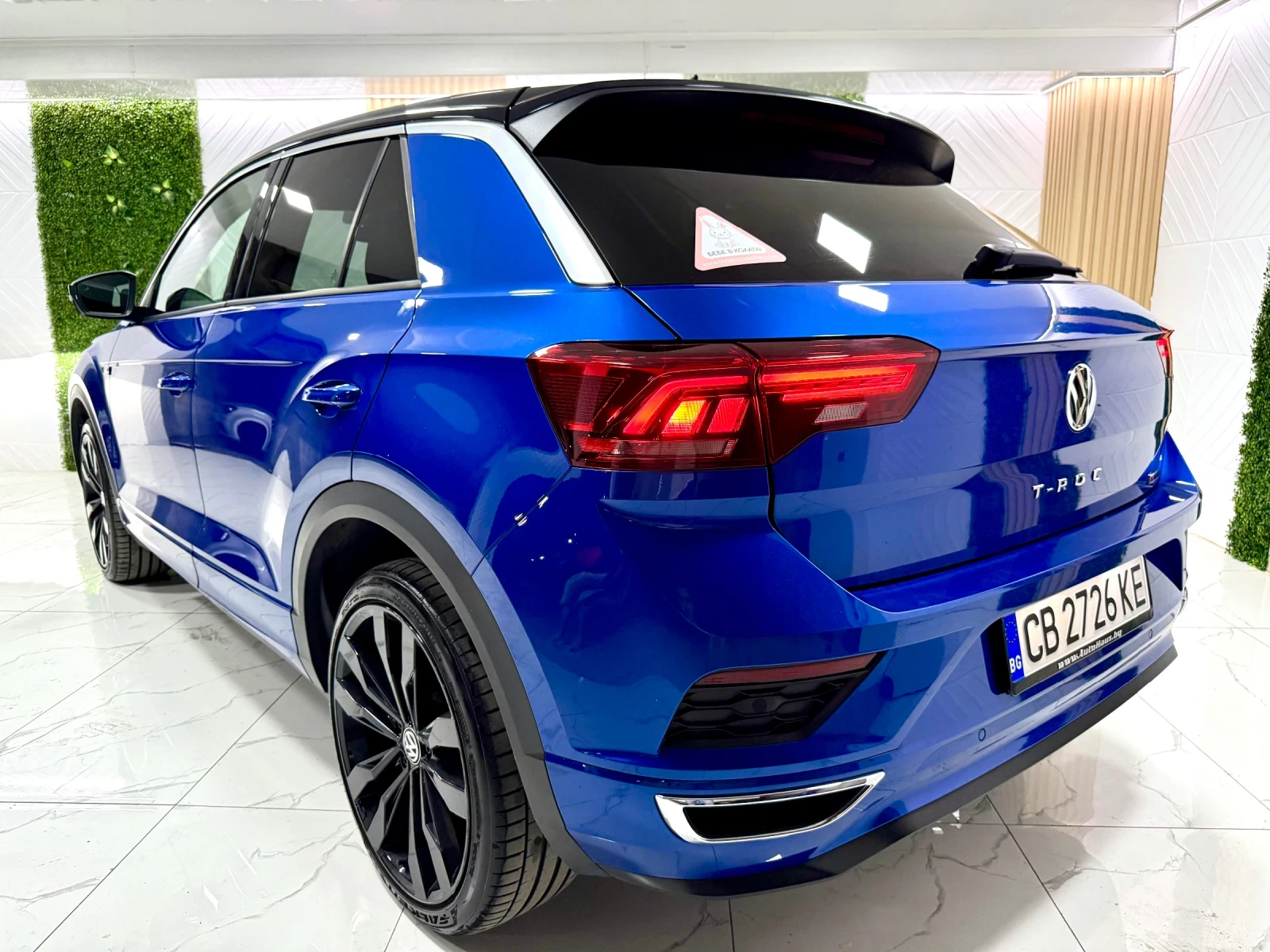 VW T-Roc R line - изображение 6