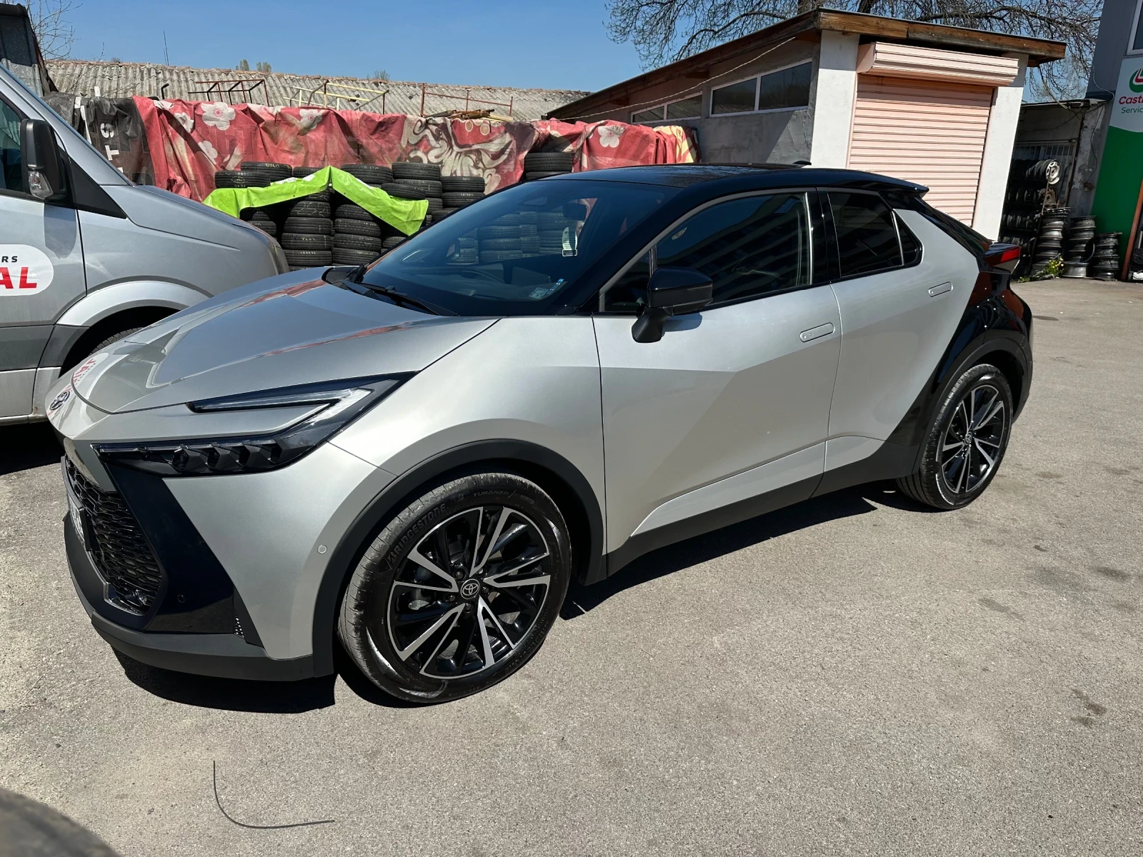 Toyota C-HR 2.0хибрид