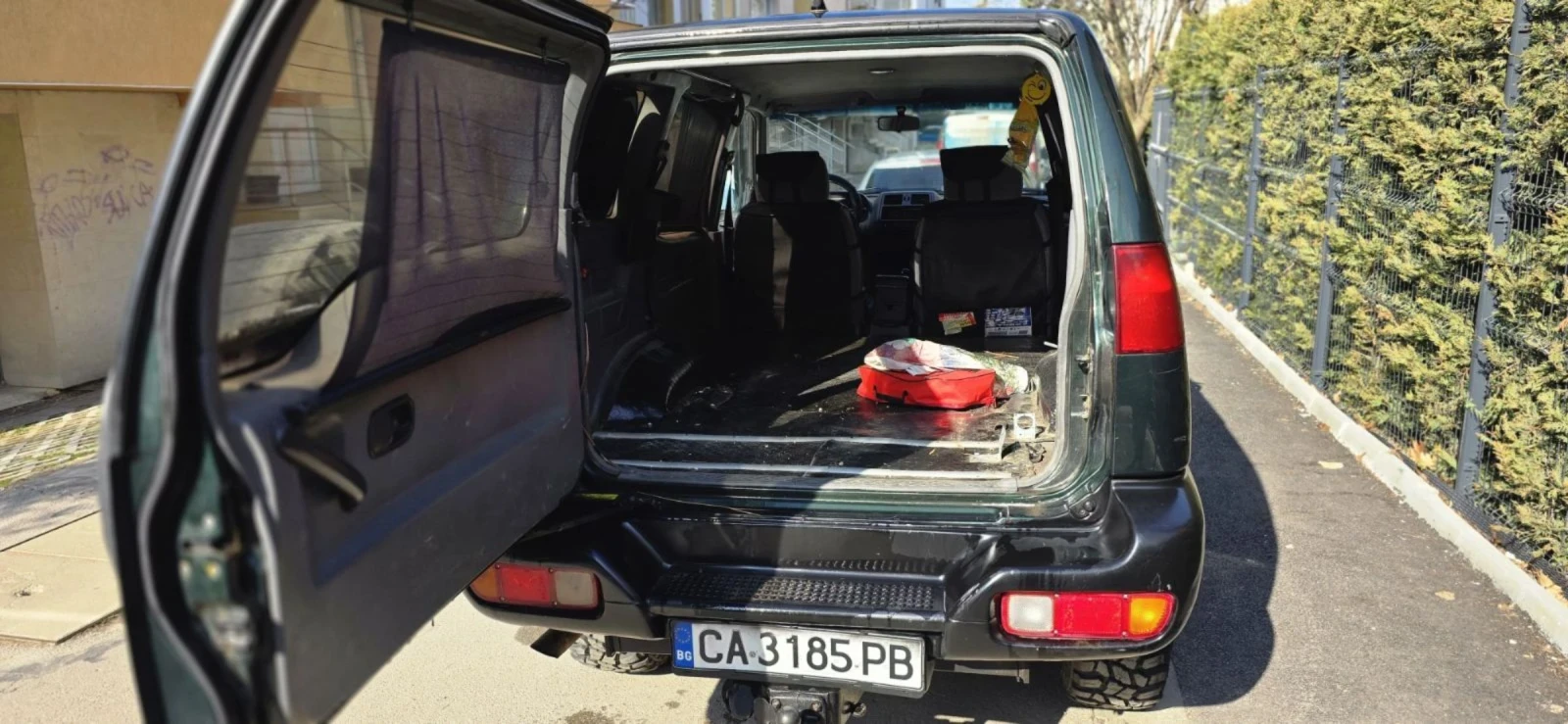 Nissan Terrano, снимка 5 - Автомобили и джипове - 53817657