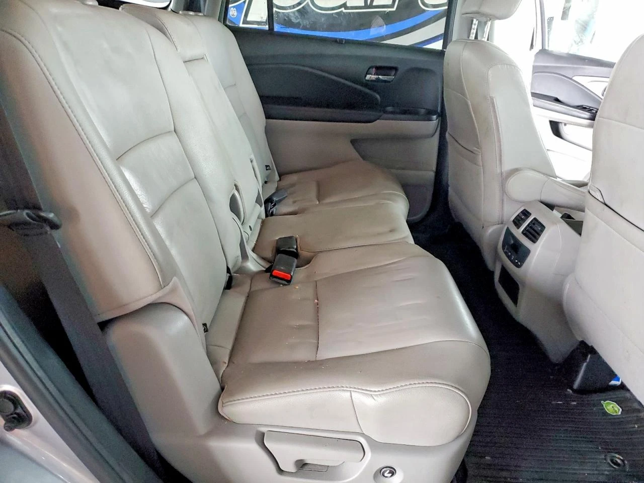 Honda Pilot AWD* DIGITAL* ПОДГРЕВ* КОЖА* CARPLAY, снимка 11 - Автомобили и джипове - 53906664