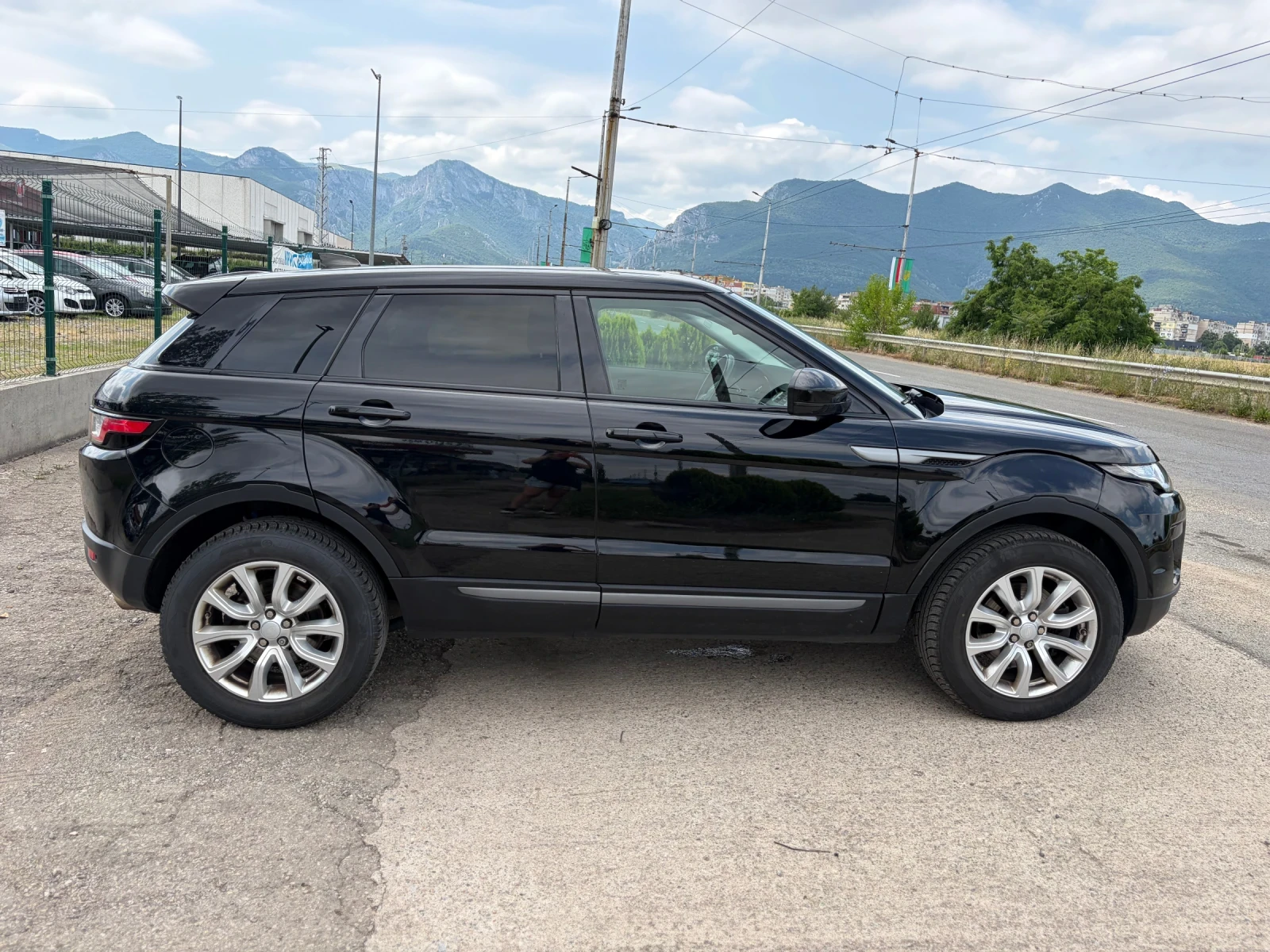Land Rover Range Rover Evoque, снимка 4 - Автомобили и джипове - 55130812