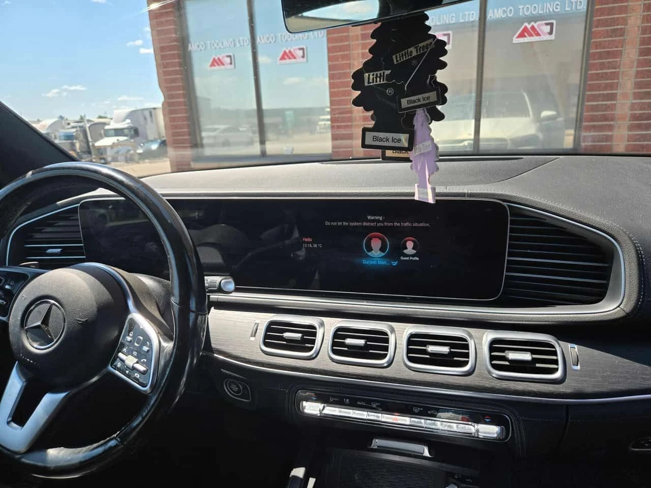 Mercedes-Benz GLE 350 * CARFAX * ГЛАВНО ПРЕДСТАВИТЕЛСТВО НА MERCEDES, снимка 9 - Автомобили и джипове - 55481695