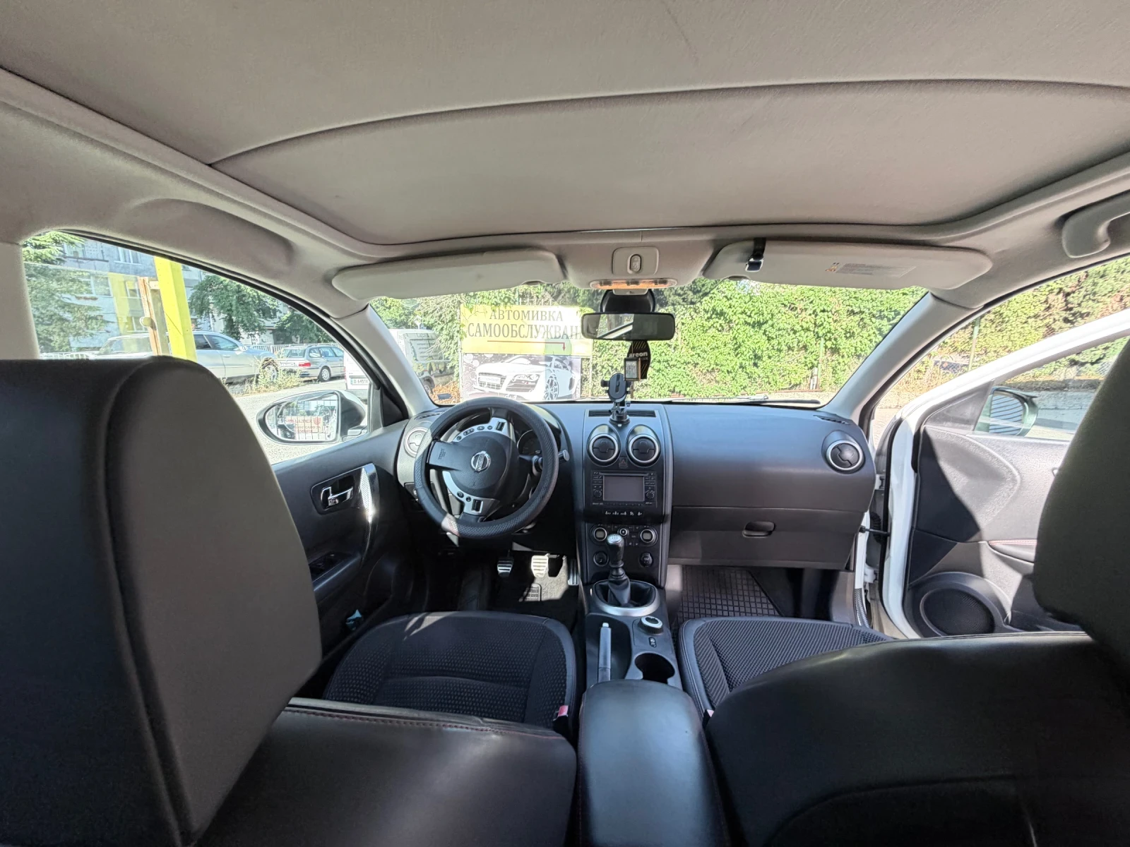 Nissan Qashqai, снимка 6 - Автомобили и джипове - 55660754