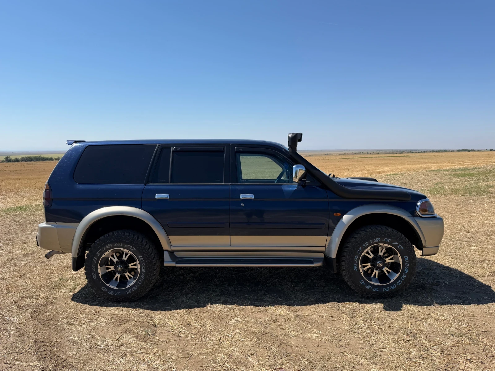 Mitsubishi Pajero sport GLS, снимка 2 - Автомобили и джипове - 55739047