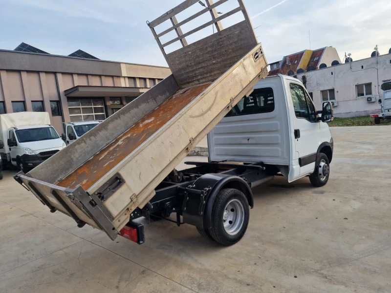 Iveco 35c15 3.0 HPI 3.5т швейцарски , снимка 11 - Бусове и автобуси - 48393207