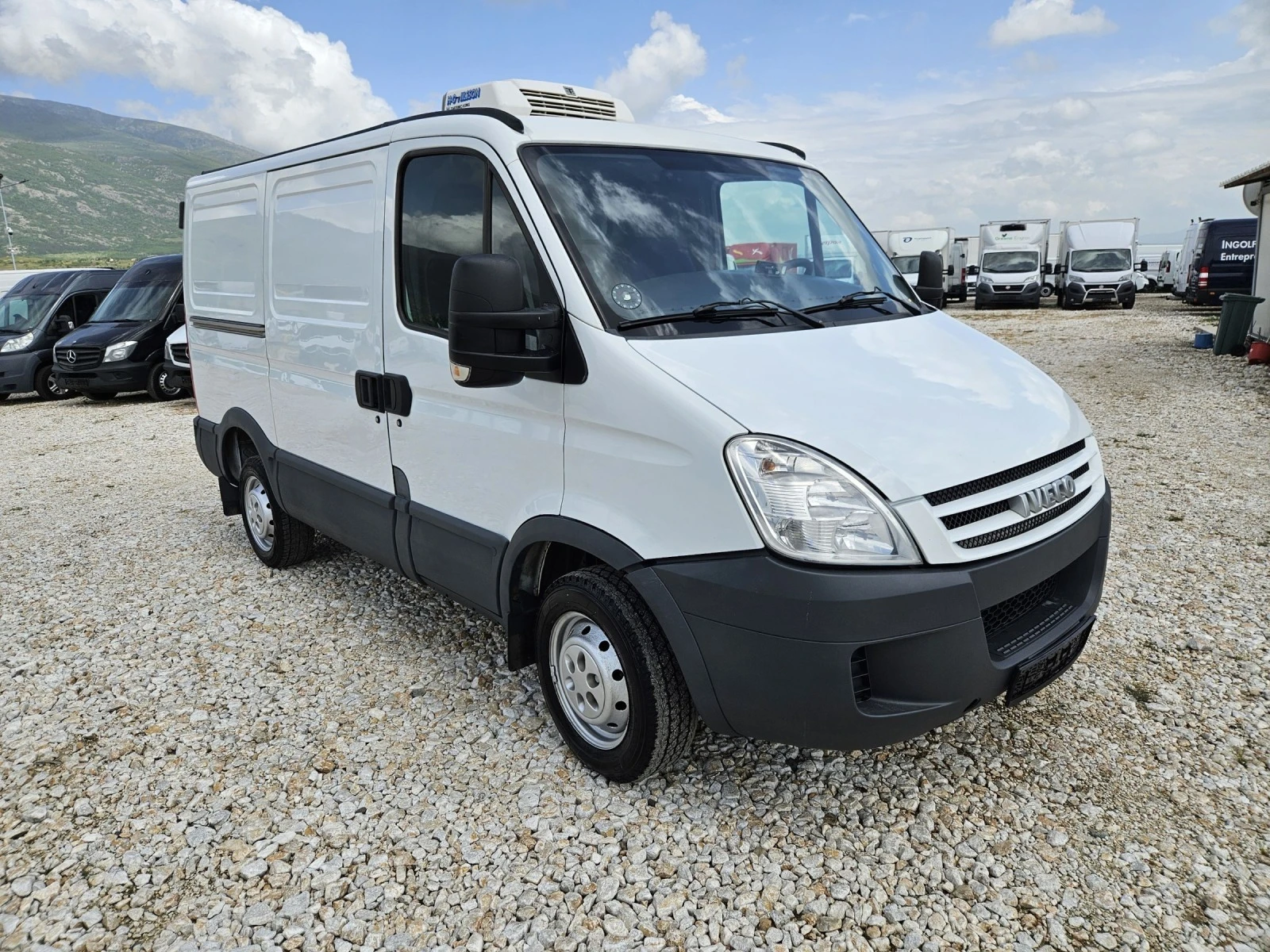 Iveco Daily ХЛАДИЛЕН - изображение 7