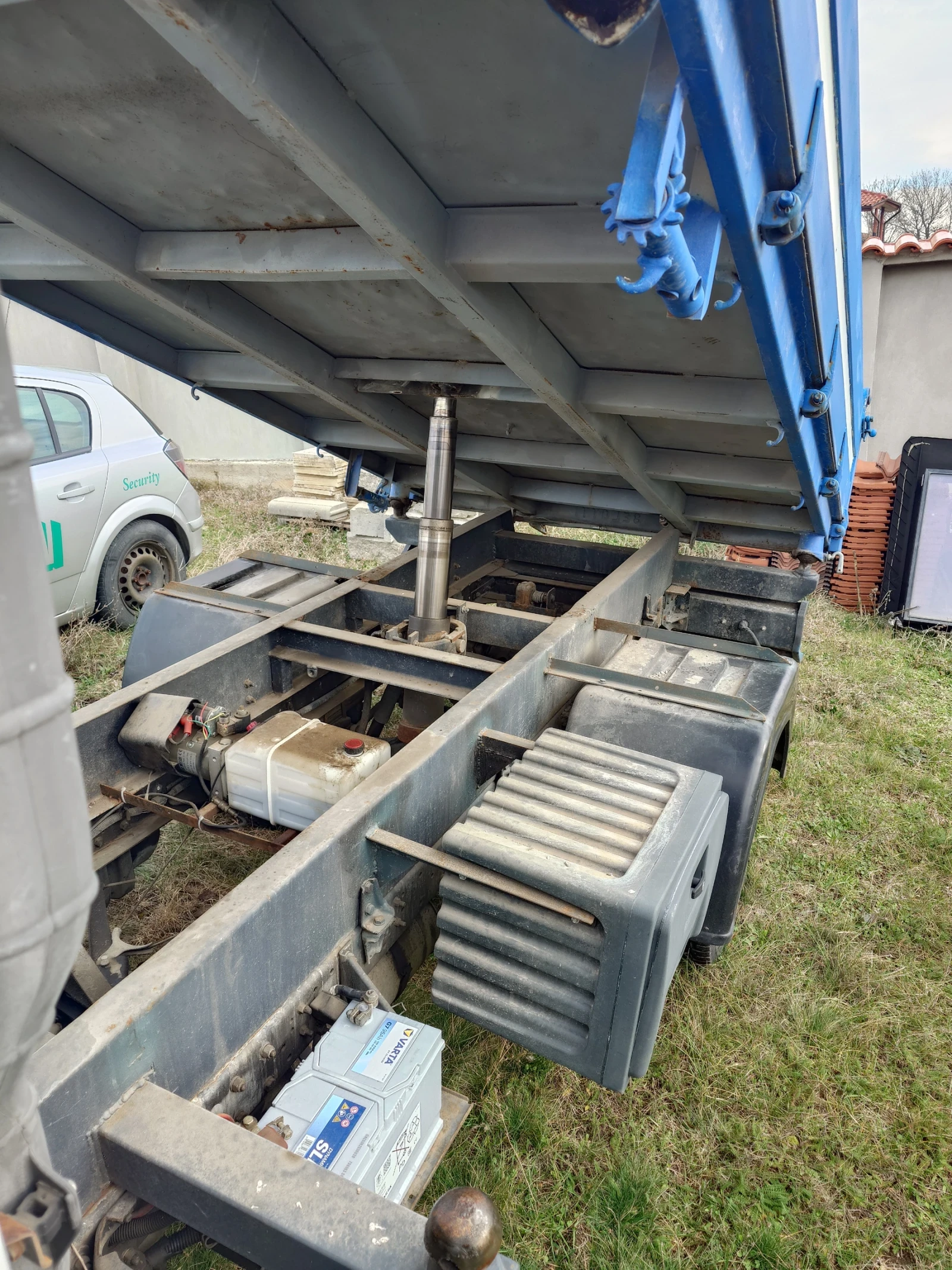 Nissan Capstar  - изображение 9