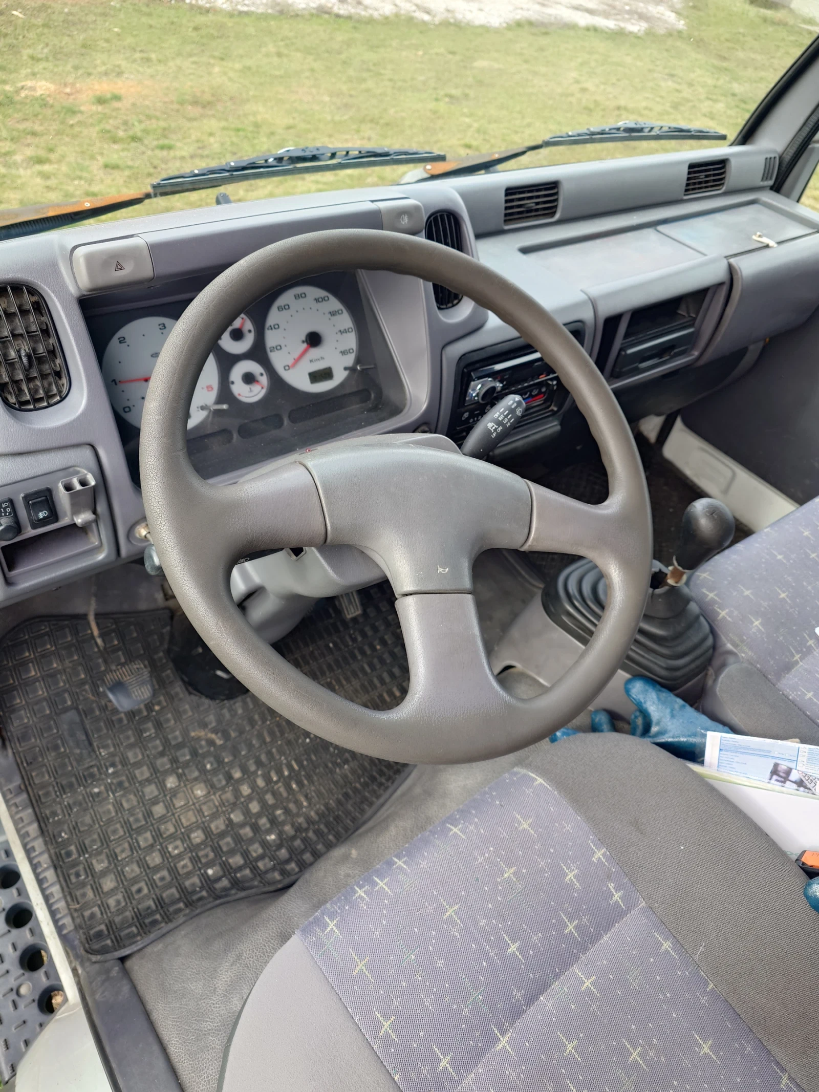 Nissan Capstar  - изображение 4