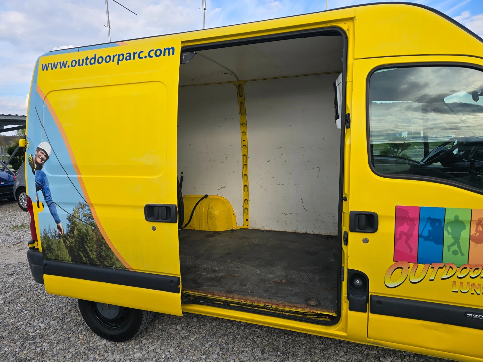 Opel Movano 2, 5 CDTI НОВ ВНОС !! РЕАЛНИ КИЛОМЕТРИ !!! , снимка 15 - Бусове и автобуси - 54170983