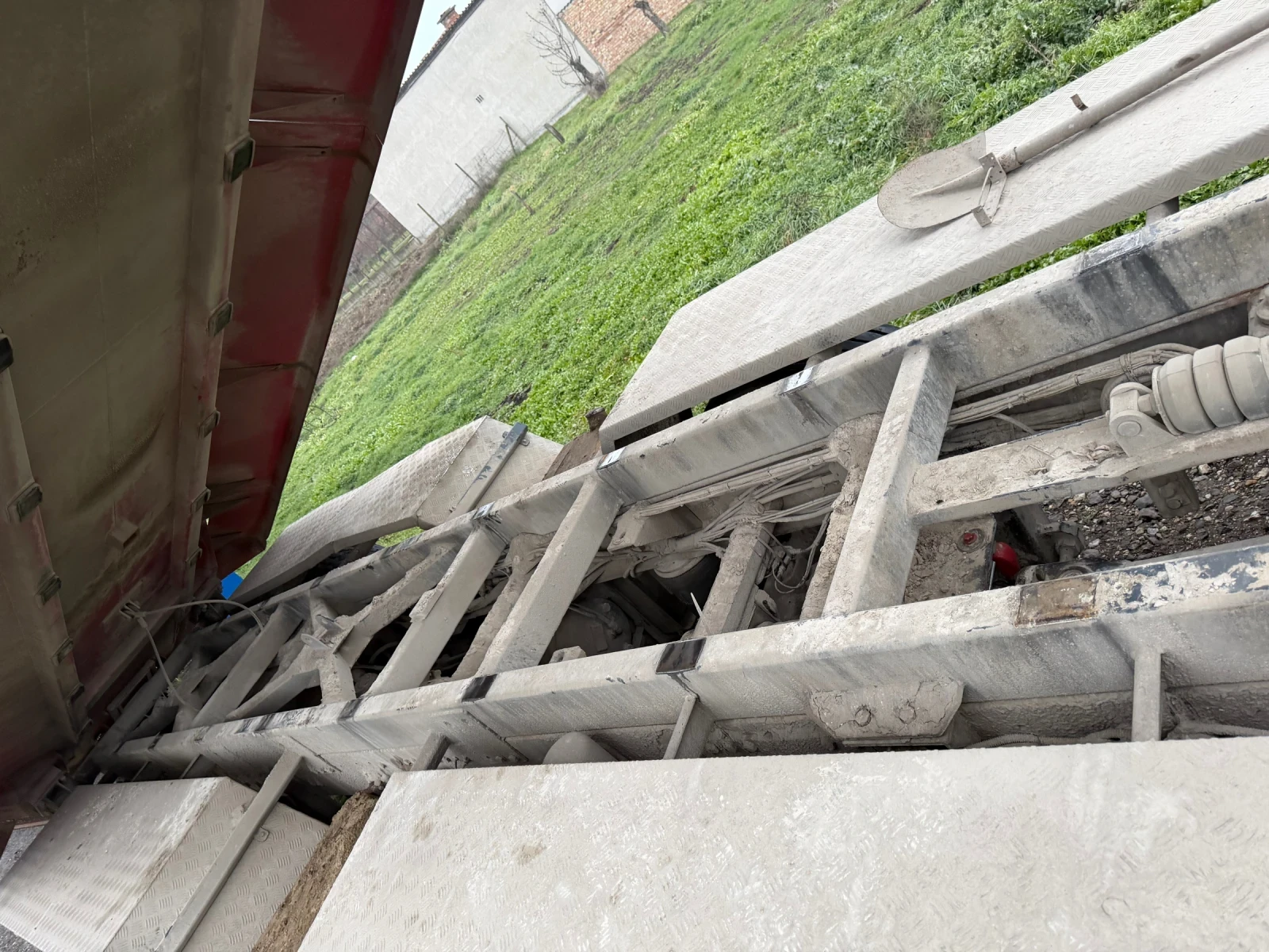 Volvo Fl 5 оси 20м3 - изображение 10