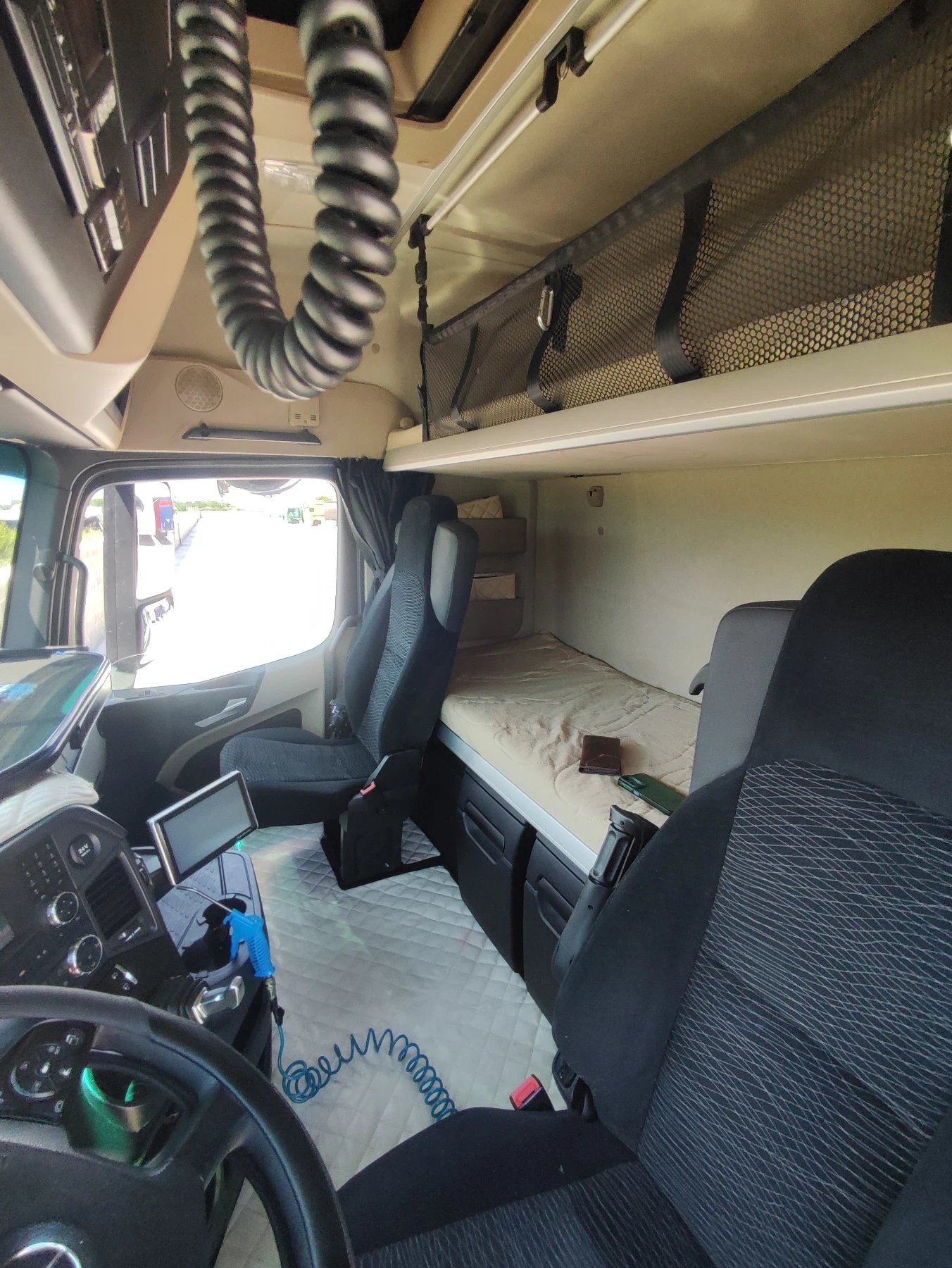 Mercedes-Benz Actros 1845 ЦЕНАТА Е ЗА КОМПОЗИЦИЯ , снимка 11 - Камиони - 55233007