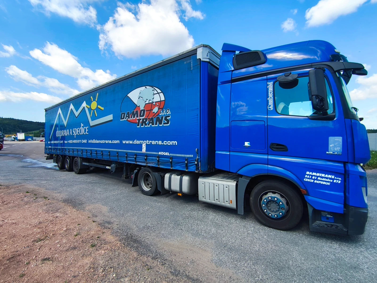 Mercedes-Benz Actros 1845 ЦЕНАТА Е ЗА КОМПОЗИЦИЯ , снимка 3 - Камиони - 55233007