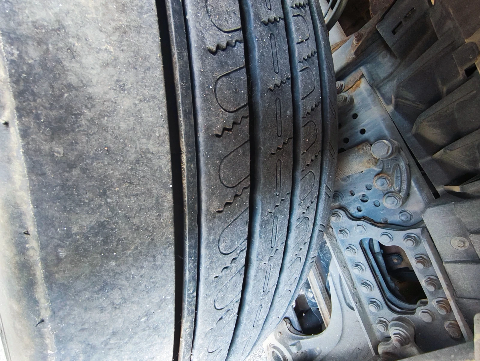 Mercedes-Benz Actros 1845 ЦЕНАТА Е ЗА КОМПОЗИЦИЯ , снимка 10 - Камиони - 55233007