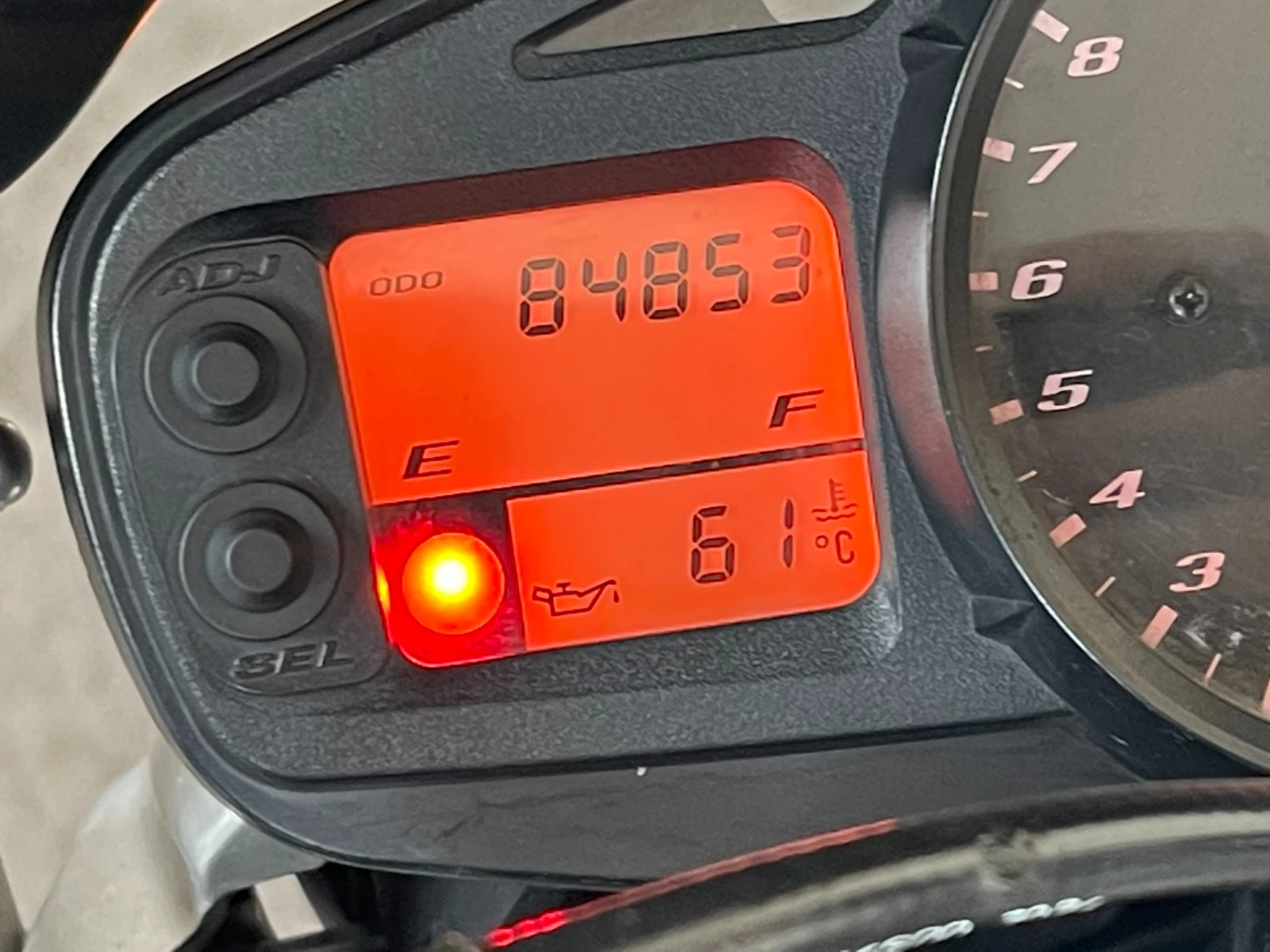 Suzuki Gsr  - изображение 7