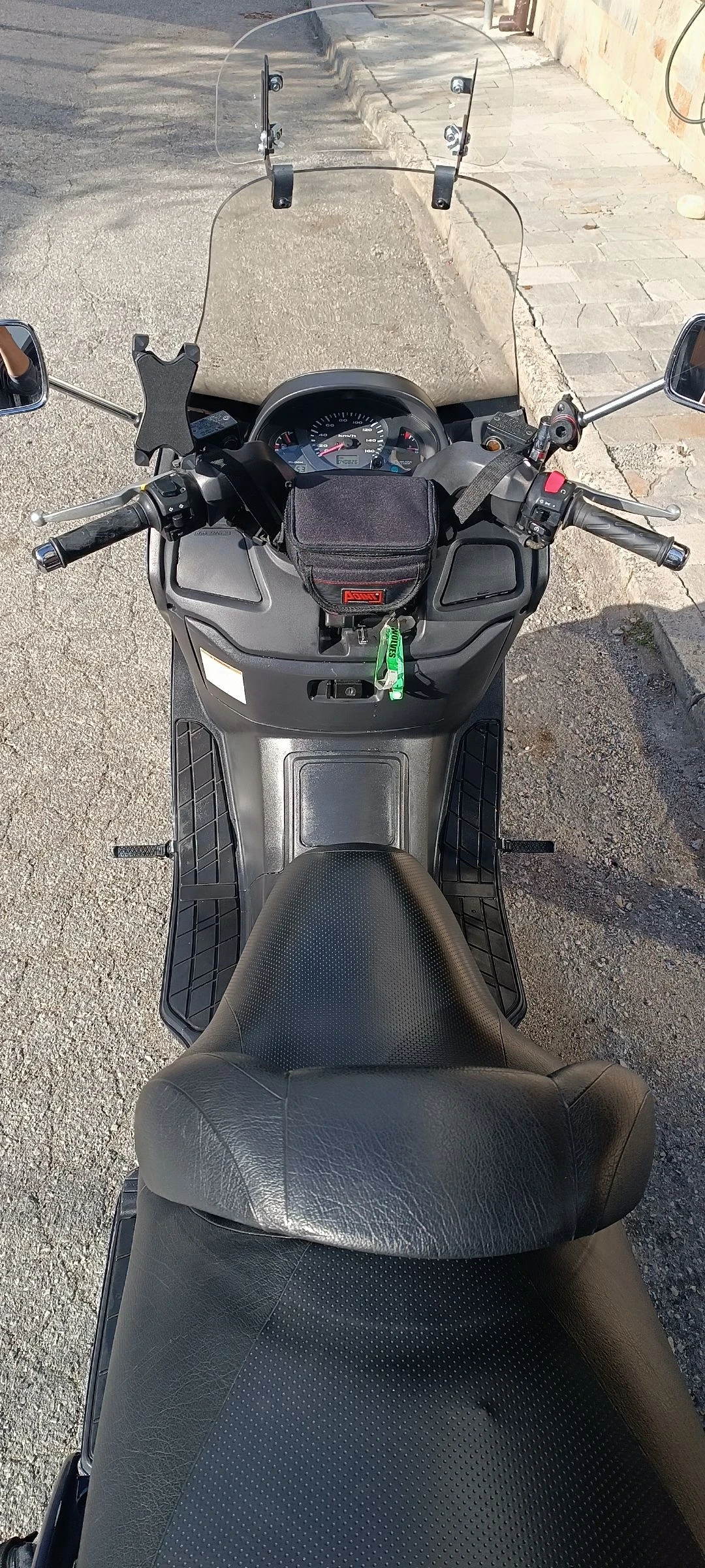 Suzuki Burgman 400, снимка 8 - Мотоциклети и мототехника - 54240001