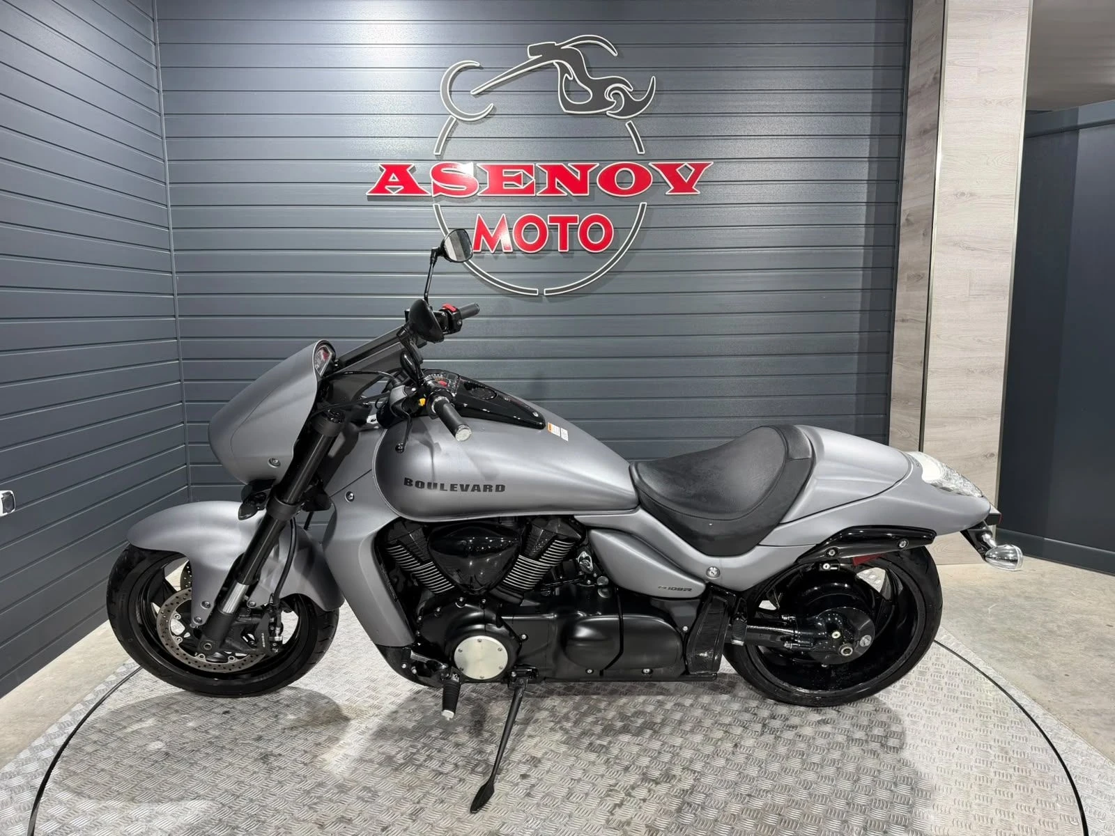 Suzuki VZR SILVER STORM 2017, снимка 2 - Мотоциклети и мототехника - 55791407