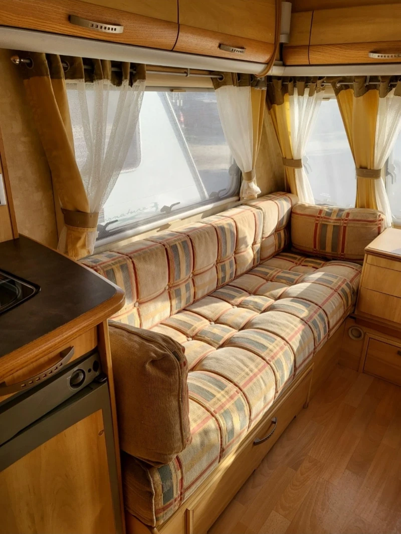 Каравана Swift Sterling Eccles Sapphire, снимка 5 - Каравани и кемпери - 52612666