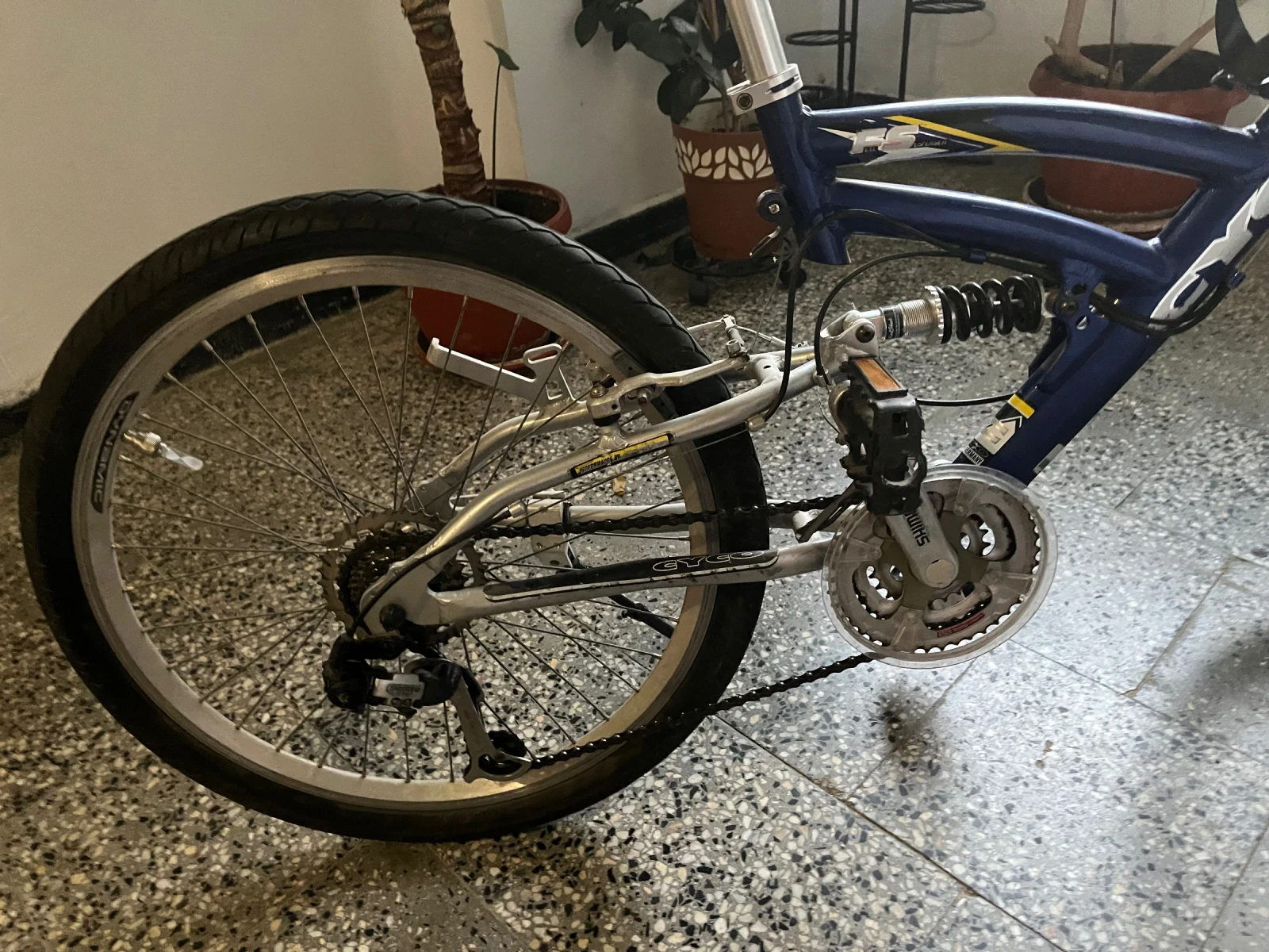 ������ | Mobile.bg � ����������� 9