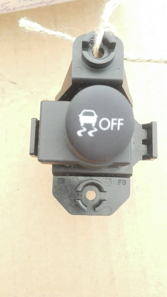 Копче тракшън контрол Субару Форестър 2.0д