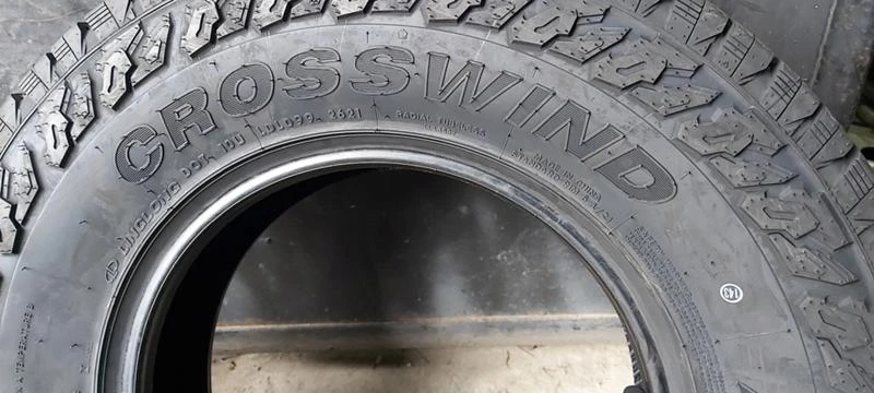 Гуми Всесезонни 235/75R15, снимка 6 - Гуми и джанти - 35148381