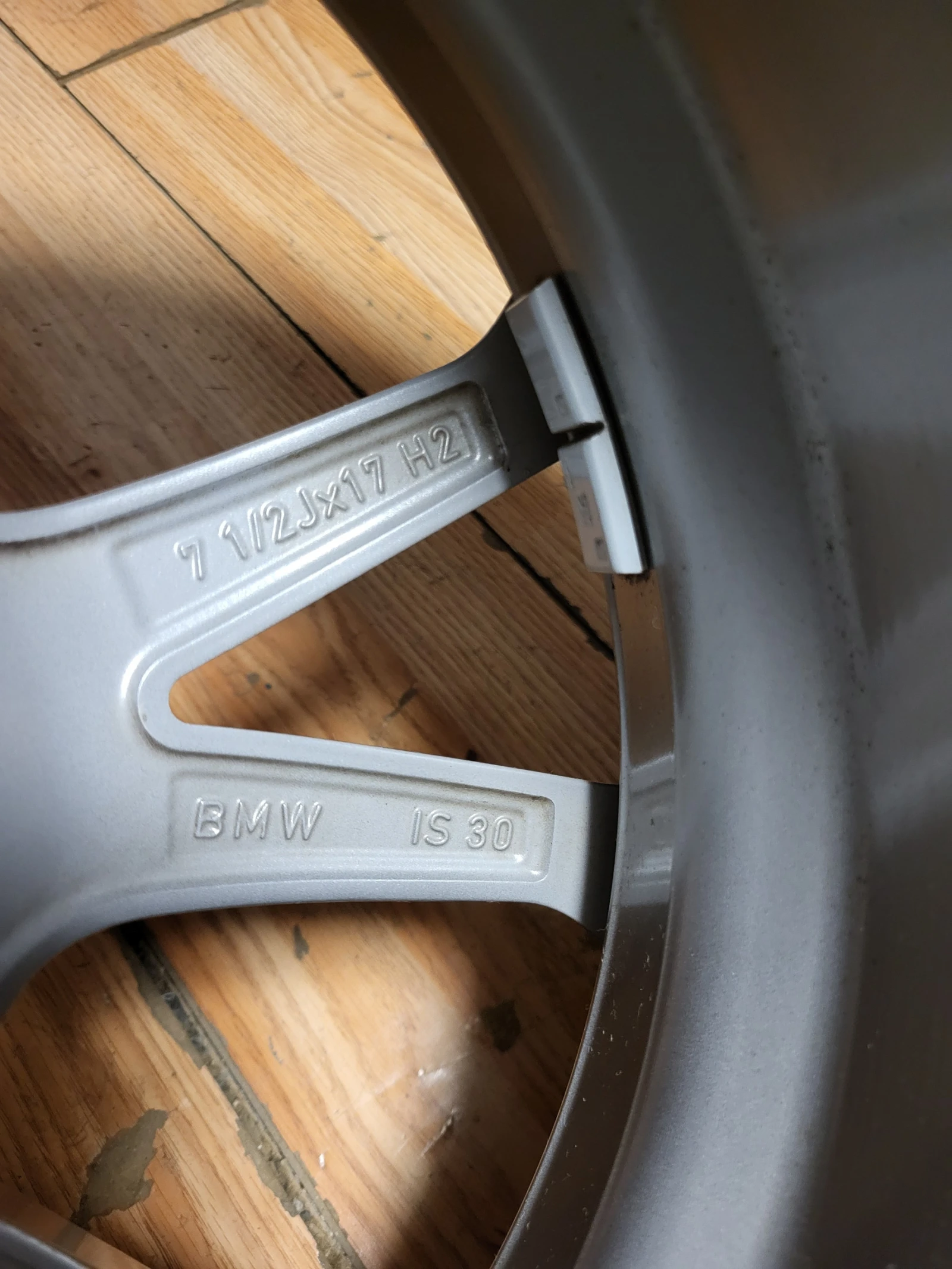 ������ �� BMW | Mobile.bg � ����������� 16