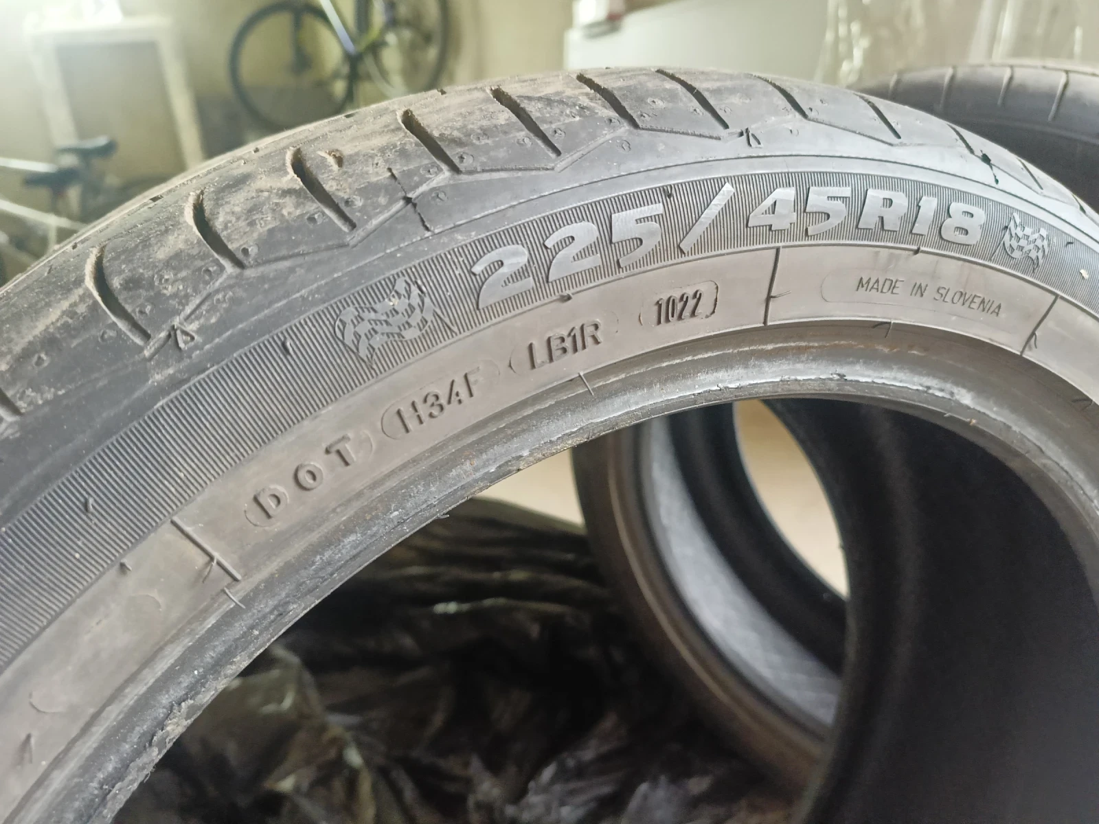 Гуми Летни 225/45R18
