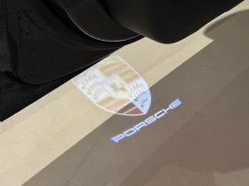 Porsche Taycan 4S 93kWh, снимка 12