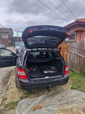 Mercedes-Benz C 220, снимка 6