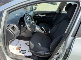 Toyota Auris (KATO НОВА), снимка 11
