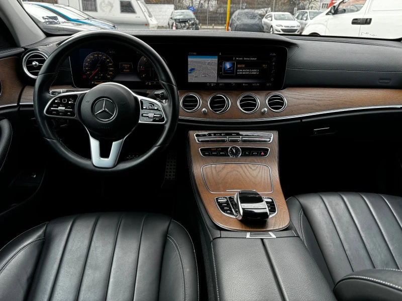 Mercedes-Benz E 220 All-Terrian 4 Matic 9G, снимка 8 - Автомобили и джипове - 44402423