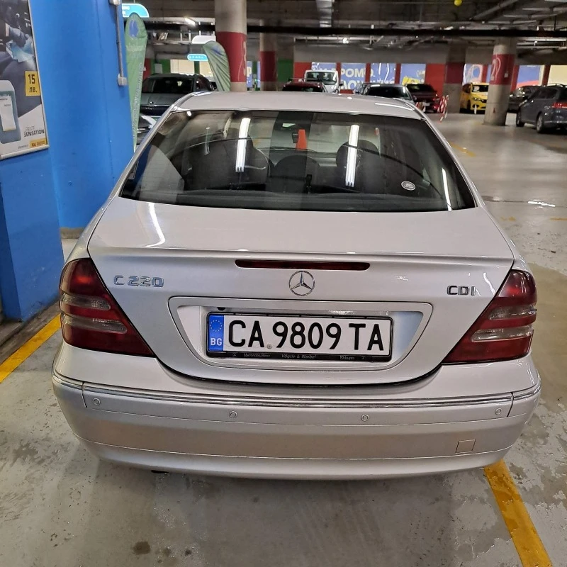 Mercedes-Benz C 220 W203 CDI Automatic, снимка 2 - Автомобили и джипове - 47339932