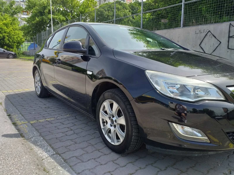 Opel Astra, снимка 3 - Автомобили и джипове - 48628424