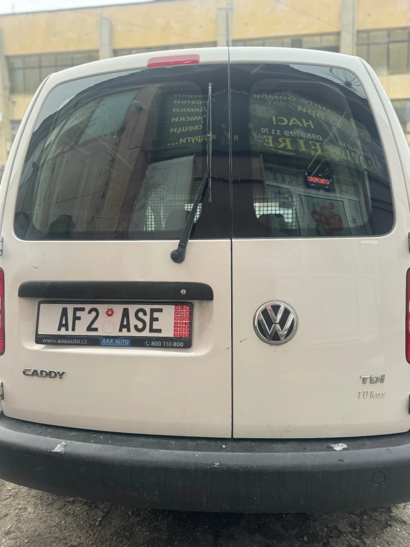 VW Caddy, снимка 4 - Автомобили и джипове - 48680406