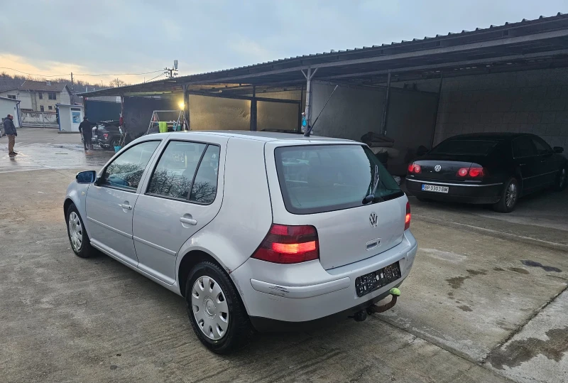 VW Golf 1.9 TDI , снимка 2 - Автомобили и джипове - 48926197