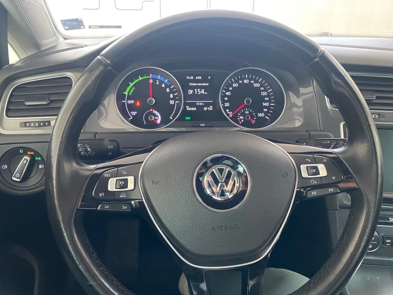 VW Golf eGolf, снимка 13 - Автомобили и джипове - 49480745