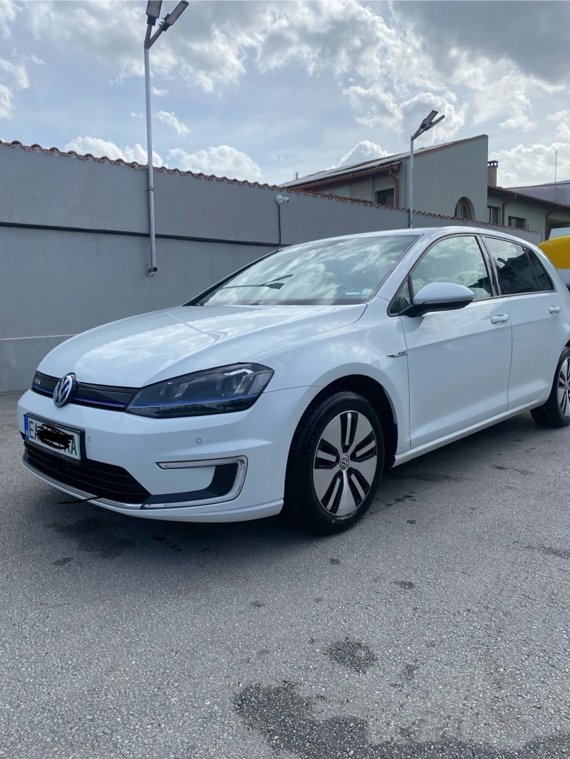 VW Golf eGolf, снимка 2 - Автомобили и джипове - 49480745